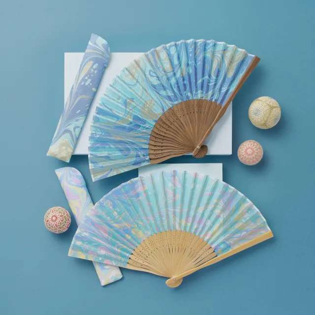 墨流し染め扇子